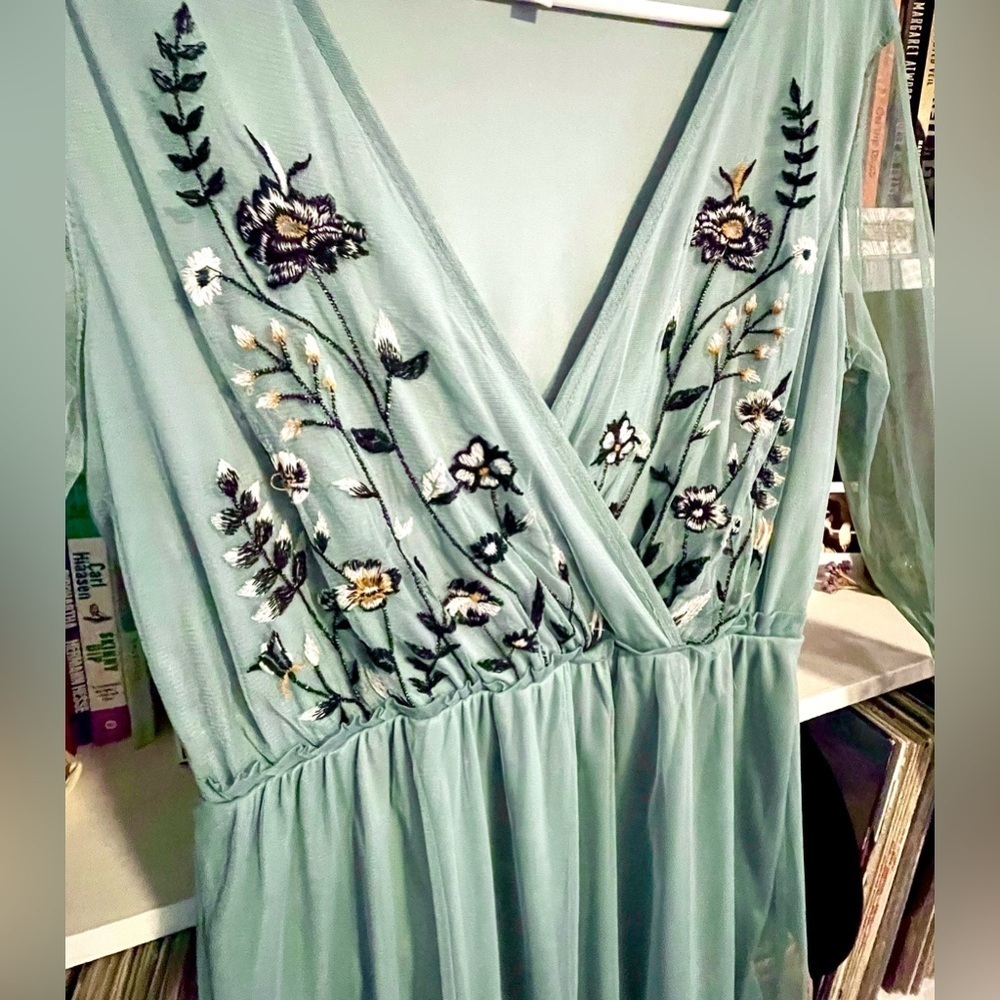 Xhilaration Embroidered Boho Mesh Midi Dress Blue-Sage Cottagecore Size Medium - Picture 3 of 15